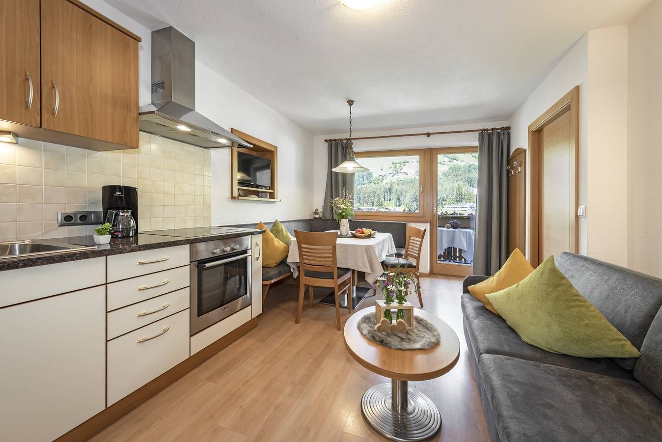 Entire apartment, Apartment "Alpenchalet Niederkofler Evita" with Mountain View, Wi-Fi & Garden in San Giovanni Valle Aurina, Ahrn Valley