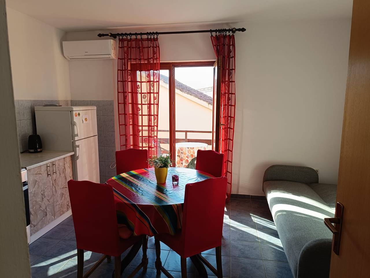 Cały apartament, Apartament w Bibinje z Widok na morze, balkon, Klimatyzacja, Wifi (868-1) in Bibinje, Zadar