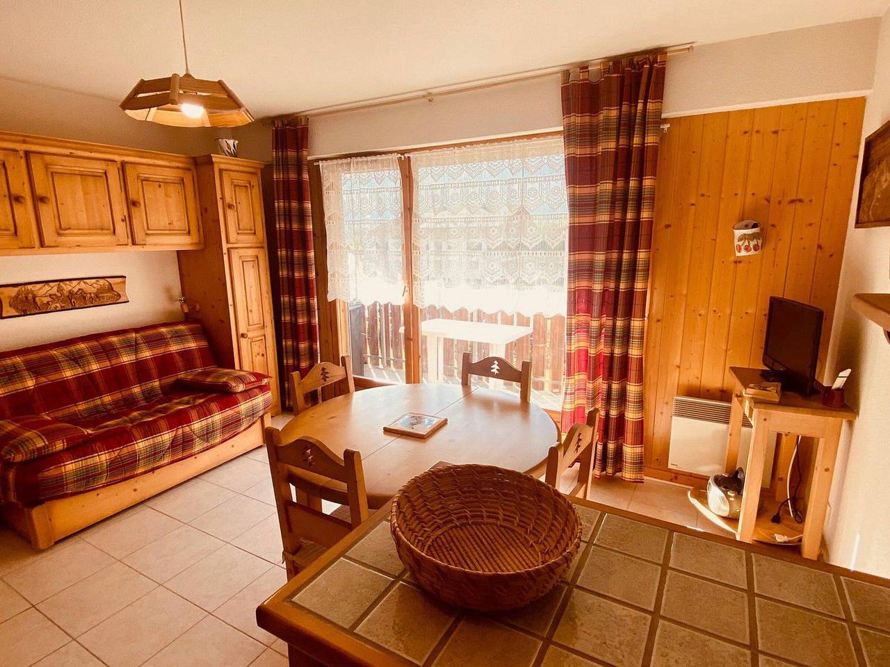 Estudio entero, Apartamento acogedor con balcón en Saint-Jean-de-Sixt in Saint-Jean-de-Sixt, Región de Annecy