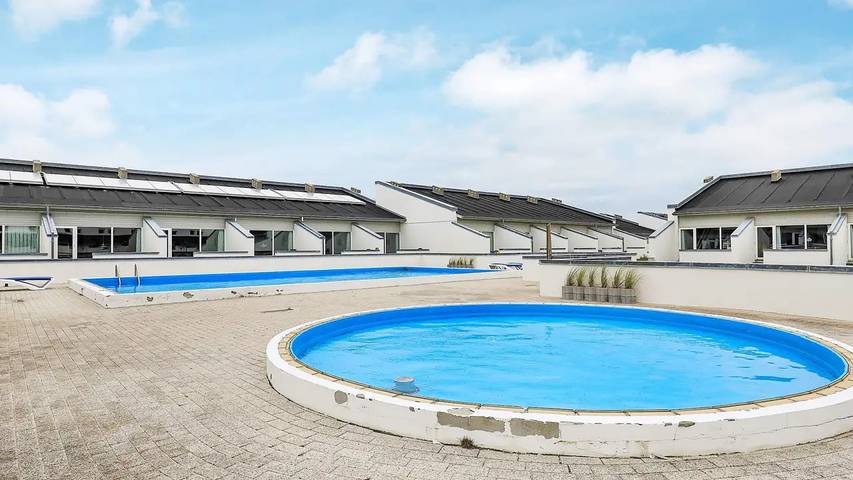 Ferienwohnung für 7 Personen, mit Pool und Terrasse sowie Sauna, mit Haustier in Tranum Strand