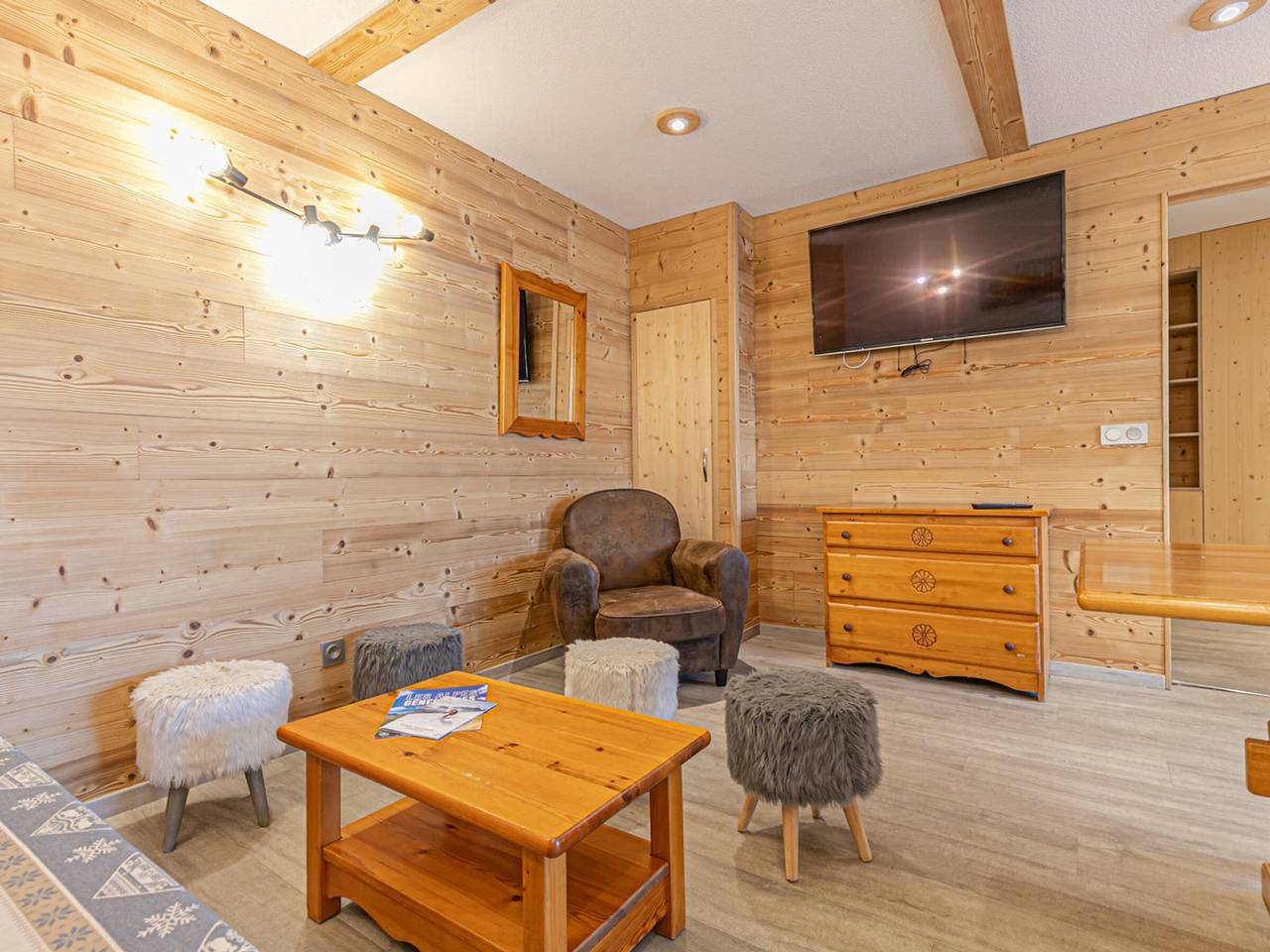 Ganze Wohnung, Renovierte Wohnung für 8 Pers. in Aussois in Aussois, Vanoise-Massiv