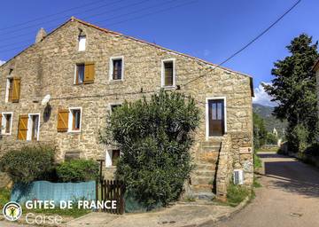 Gîte pour 4 personnes, avec jardin, animaux acceptés à Figari