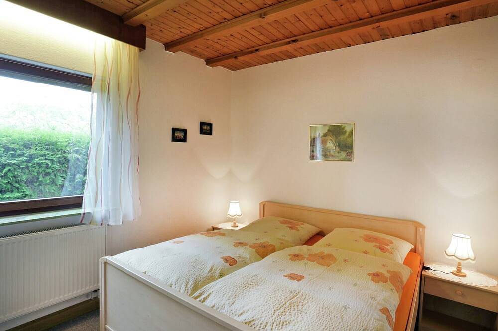 Ganze Wohnung, Apartment in Armsfeld mit Pool in Bad Wildungen, Waldecker Land