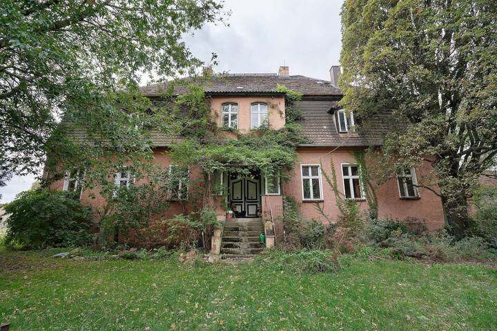 Ganze Wohnung, Ferienwohnung 'Wohnen Im Alten Rittergut' mit privater Terrasse, privatem Garten und Wi-Fi in Calau, Naturpark niederlausitzer heidelandschaft (Brandenburg)