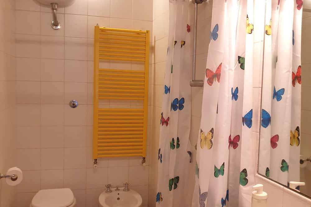 Charming cottage in hilltop town with garden and stunning views in Otricoli, Provincia de Terni