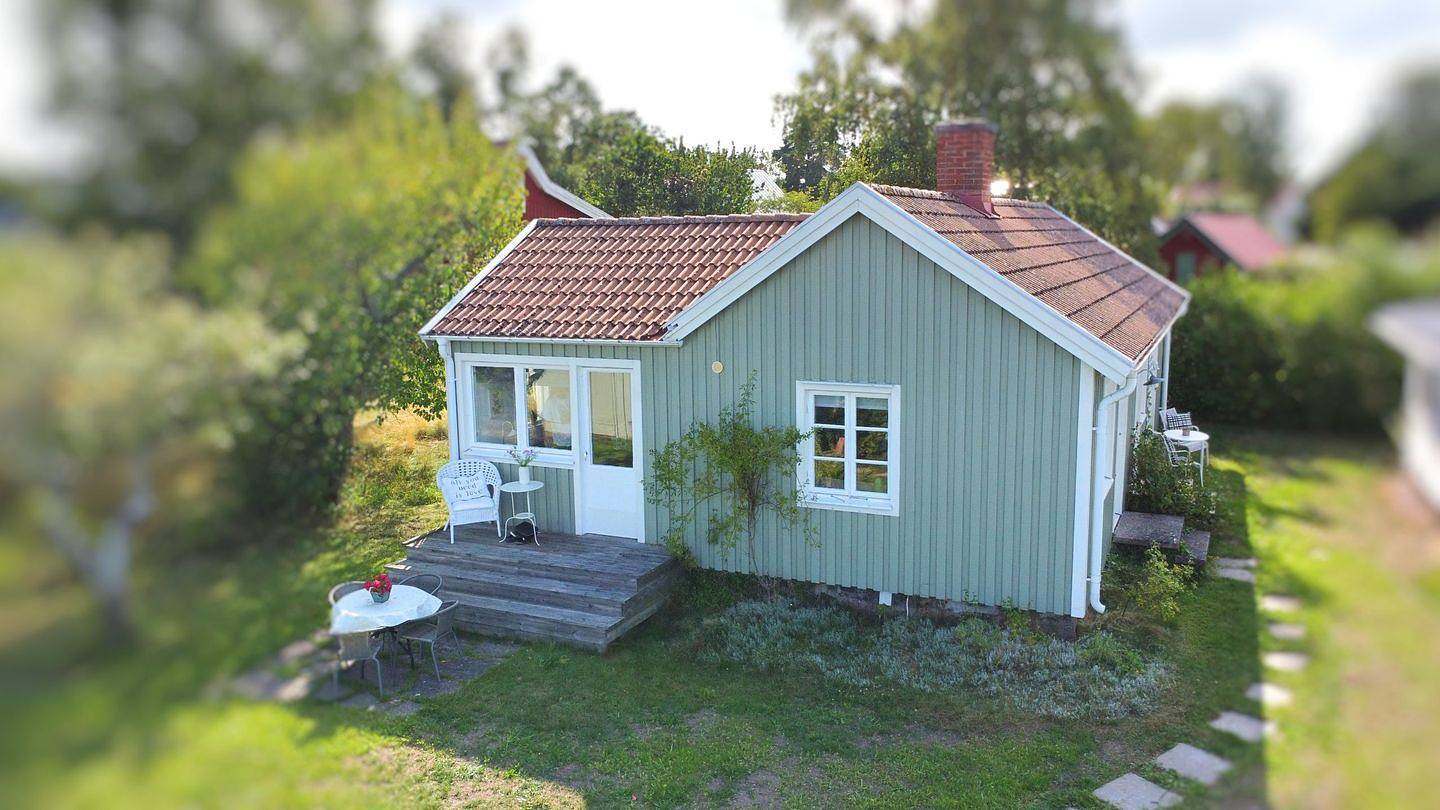 Lilla Lycka Timmernabben – Kleines Ferienhaus mit Meerblick & Kanu in Timmernabben, Mönsterås und Umgebung