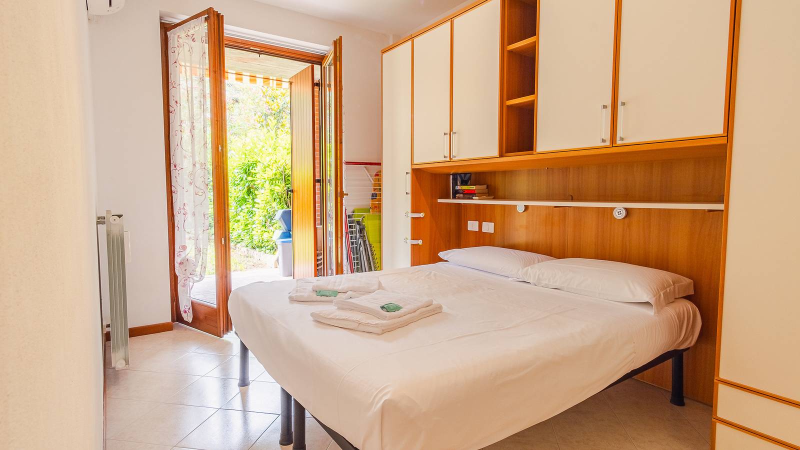 Geheel appartement, Vakantieappartement voor 4 personen met tuin in Santa Maria di Lugana, Sirmione