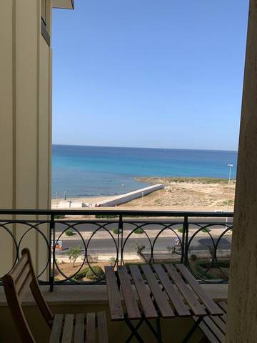 Chambre d’hôte pour 3 personnes, avec vue et balcon, animaux acceptés à Gallipoli