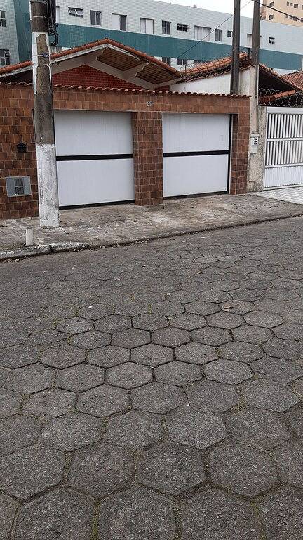 Fuß im Sandhaus Vila Caiçara (Praia Grande) in Solemar, Praia Grande