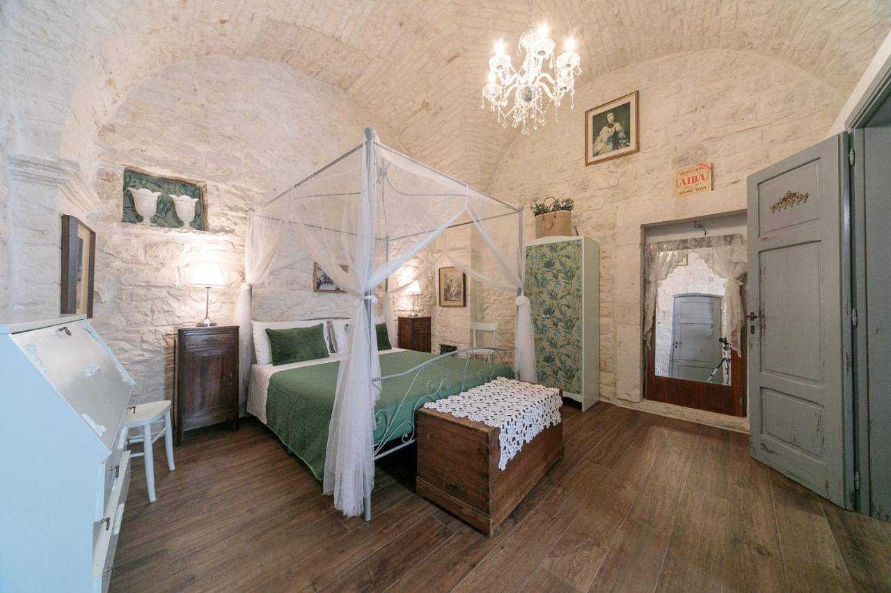Double Room with Balcony in Locorotondo, Provincia di Bari