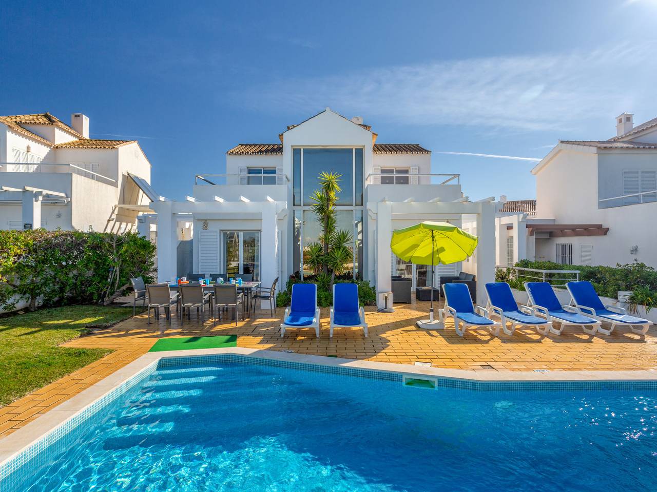 Villa Blue Ocean in Guia, Faro Distrikt