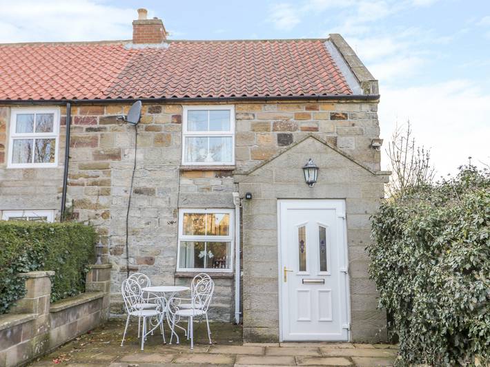 Holiday home for 4 people, with garden, with pets in Whitby