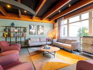 Hôtel pour 3 personnes, avec jardin ainsi que vue et piscine à Voreppe