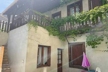 Gîte pour 2 personnes, avec balcon, animaux acceptés dans Thermes De Neris Les Bains Neris Les Bains