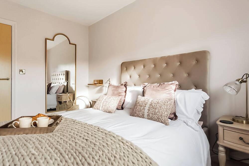 Entire apartment, 2 bedroom accommodation in Warwick in Warwick, Warwickshire