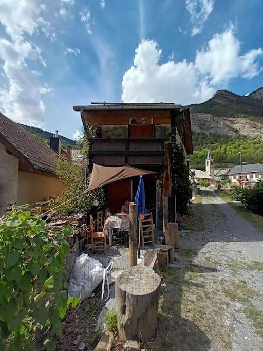 Holiday Home in La Condamine-Châtelard, Région de Barcelonnette