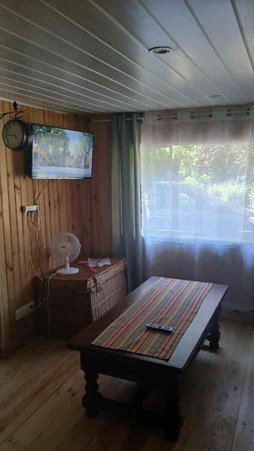 Le Chalet in Capoulet-et-Junac, Parc naturel régional des Pyrénées ariégeoises