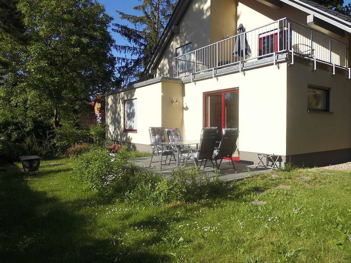 Ferienhaus für 6 Personen, mit Terrasse und Garten in Strausberg - 4