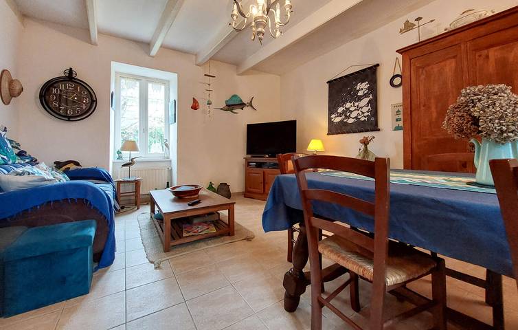 Location de vacances pour 8 personnes, avec terrasse et jardin, animaux acceptés à Groix - 2