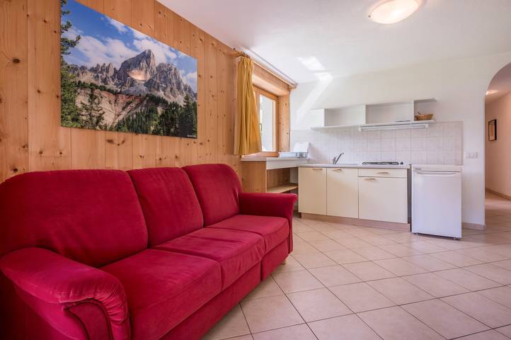 Ganze Wohnung, Ferienwohnung "Ciasa La Palsa App 1" mit Bergblick, Gemeinschaftsgarten & Wlan in San Vigilio di Marebbe, Enneberg