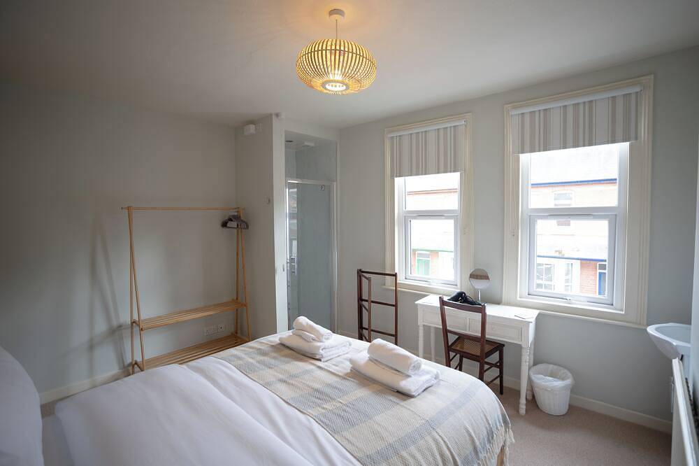 Inviting home in the heart of Hereford with garden and parking in Hereford, Herefordshire