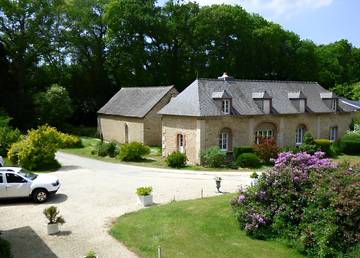 Gîte pour 5 personnes, avec terrasse et jardin à Aucaleuc