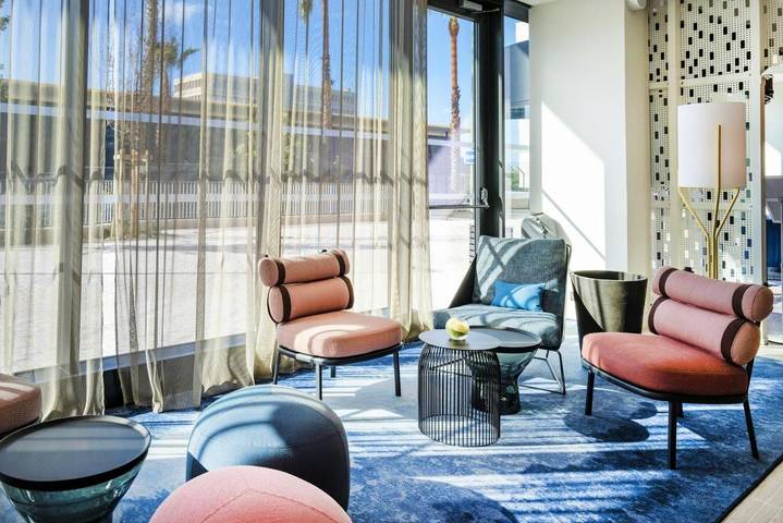 Hôtel pour 2 personnes, avec terrasse et sauna dans Aeroport Nice - Cote D Azur - 4