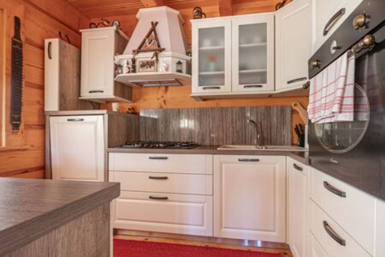 Log Cabin Forest Fairy in Untersteiermark
