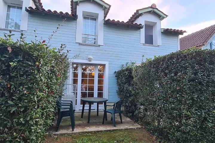 Location de vacances pour 5 personnes, avec vue et jardin ainsi que piscine et vue sur le lac à Marciac - 2