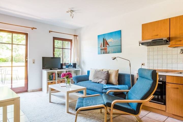 Ferienwohnung für 2 Personen, mit Garten in Ahrenshoop - 2