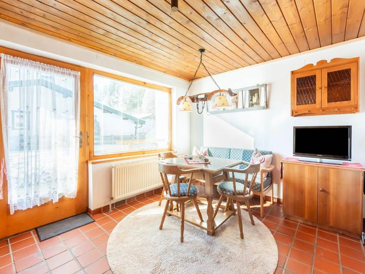 Bungalow für 4 Personen, mit Garten und Terrasse in Tirol - 2