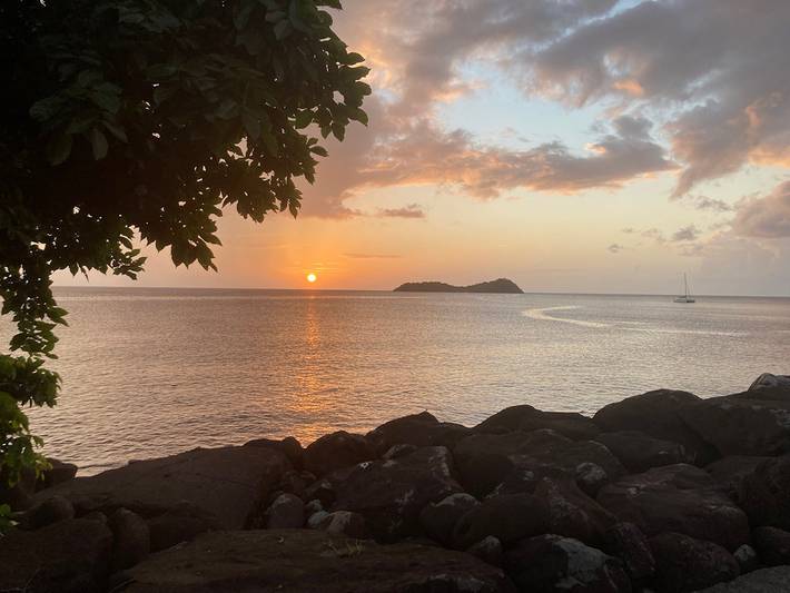 Gîte pour 4 personnes, avec terrasse et piscine à Bouillante - 3
