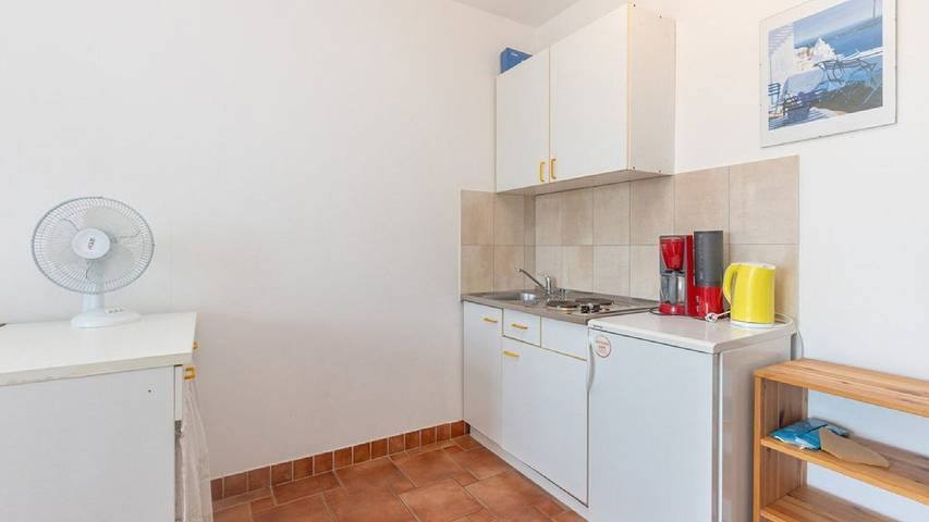 Ferienwohnung für 2 Personen, mit Balkon in Jadranovo