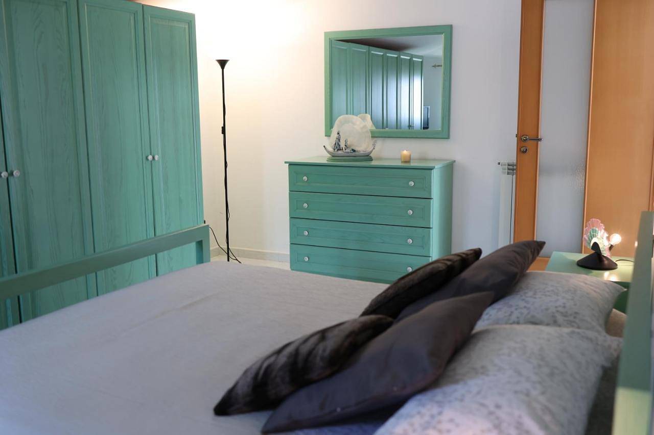 Double Room with Private External Toilet in Pollena Trocchia, Parco nazionale del Vesuvio