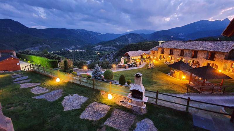 Casas Ordesa y Casa Altemir in Belsierre, Puértolas
