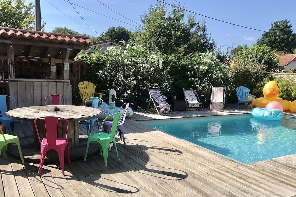 Villa of 150 m2 with swimming pool - 300 m. from the beach in Arès, Arcachon region