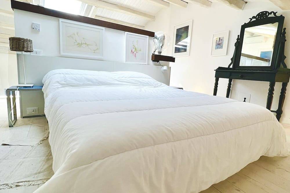 Casa della Ghiacciaia: hermosa casa de pescadores frente al mar en Capo d'Orlando in Capo d'Orlando, Provincia de Messina