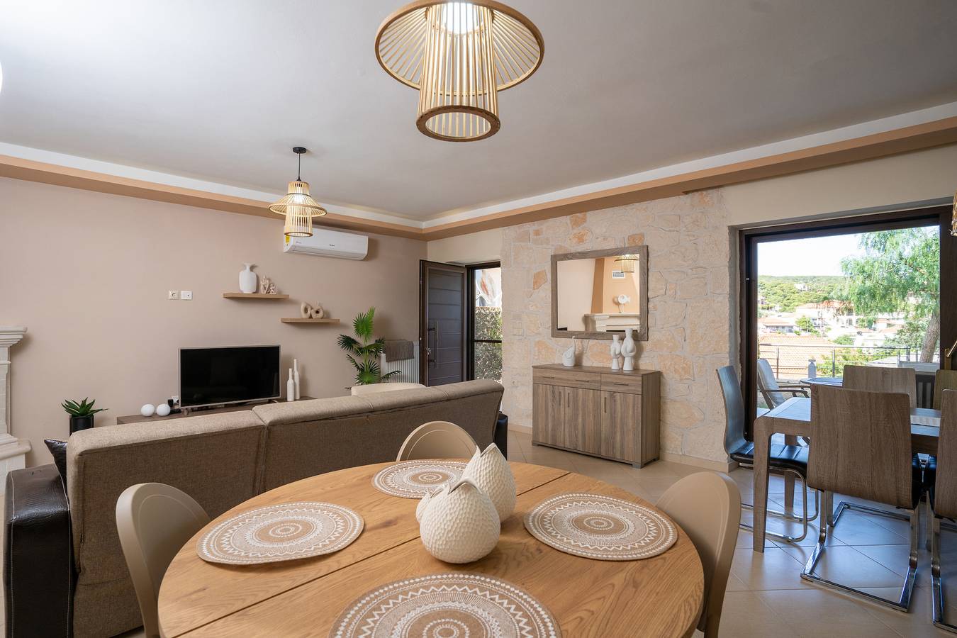 Holiday Home Timos Villa with Mountain View, Wi-Fi and Air Conditioning in Agalas, Laganas