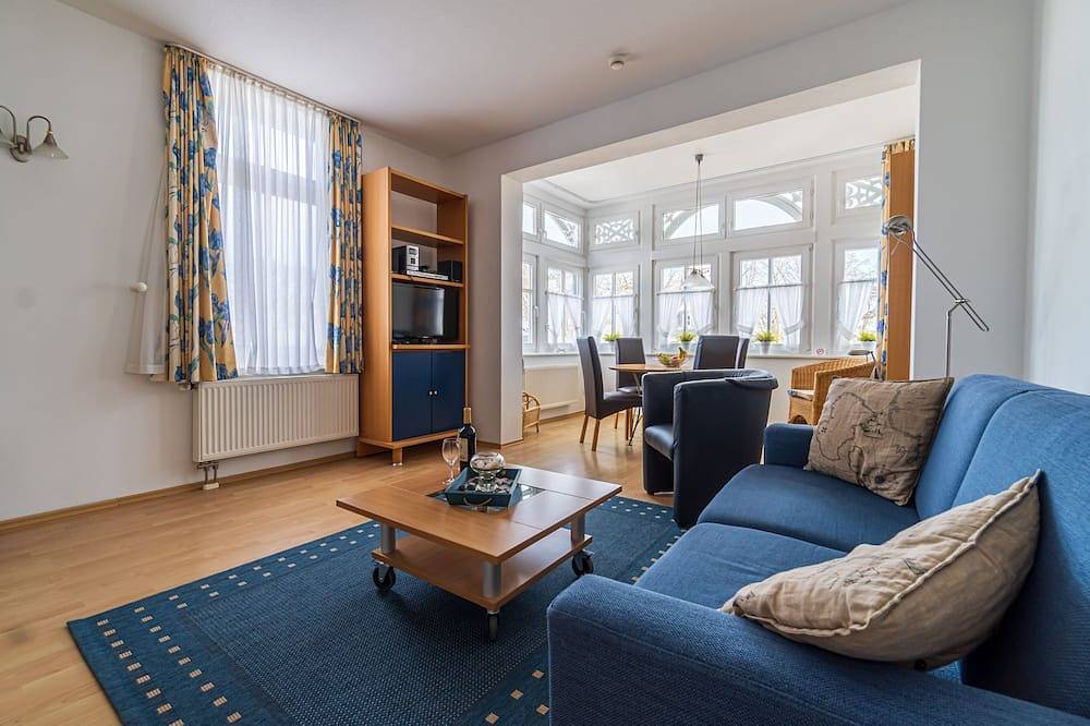 Ganze Wohnung, Ferienwohnung 8 Villa Eden in Binz, Strandnah, Rügen in Ostseebad Binz, Binz