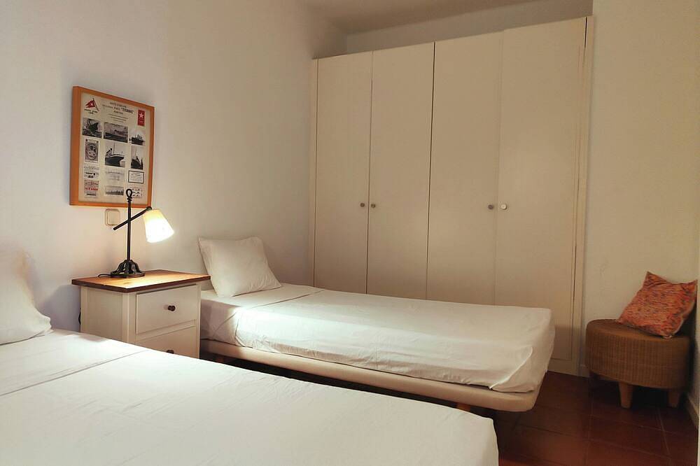 Apartamento entero, Bright 2Br Apt in Pl. Catalunya - Rambla D in Centro Barcelona, Barcelona