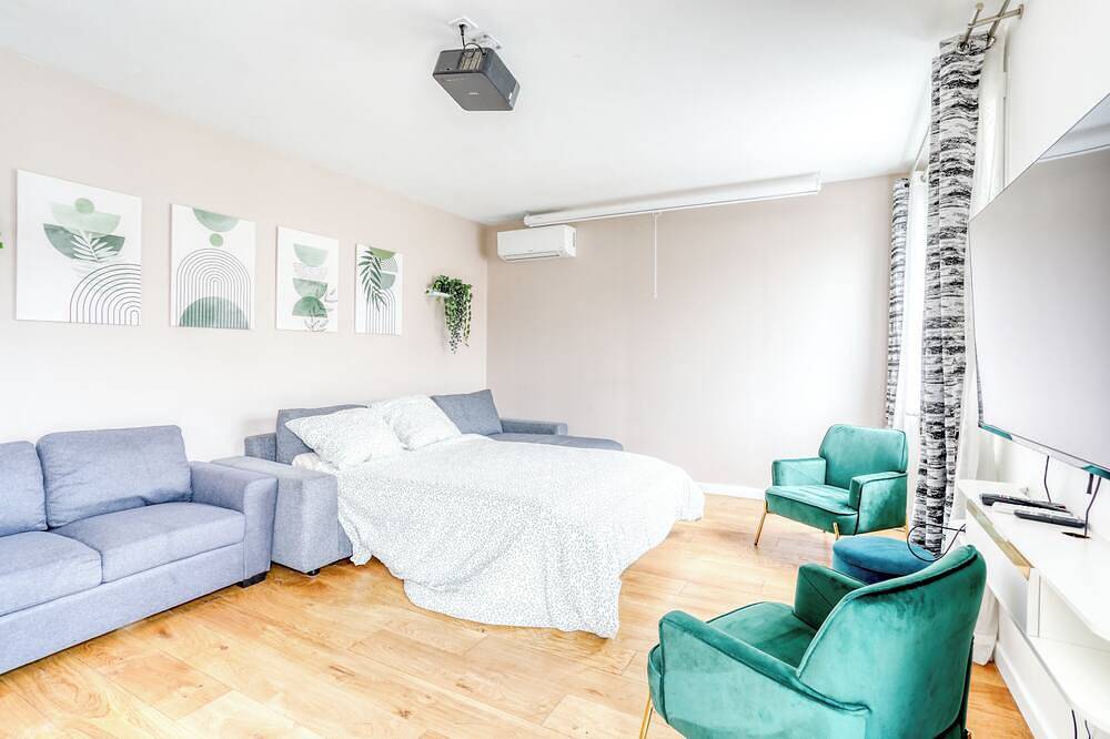 Entire apartment, Duplex flat in Villa* Paris, Expopark, Cdg, Disney in Aulnay-sous-Bois, Seine-Saint-Denis