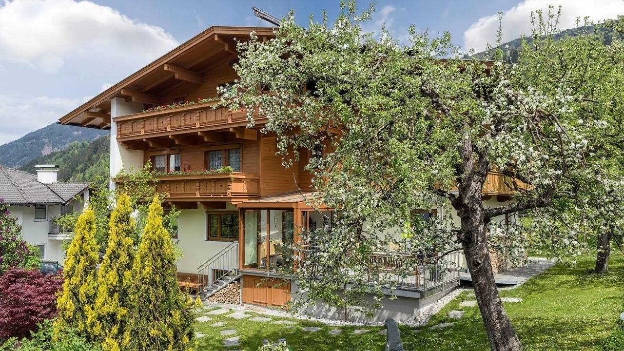Geheel vakantieappartement, Ferienwohnung für 5 Personen (54 m²) in Stumm in Stumm, Ski-Optimal Hochzillertal