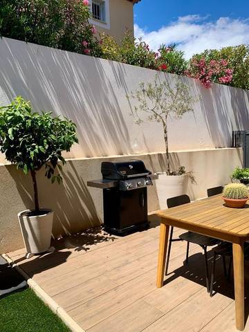 Villa pour 4 personnes, avec jardin à Saint-Cyr-sur-Mer