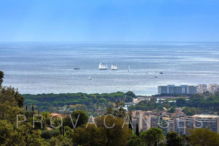 Villa pour 8 personnes, avec piscine et balcon/terrasse à Mandelieu-la-Napoule - 4