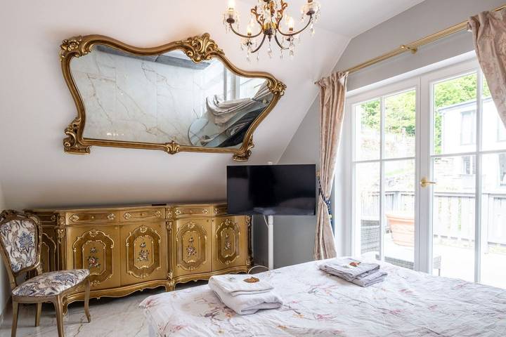 Ferienhaus für 8 Personen, mit Sauna und Balkon sowie Garten in Sächsische Schweiz