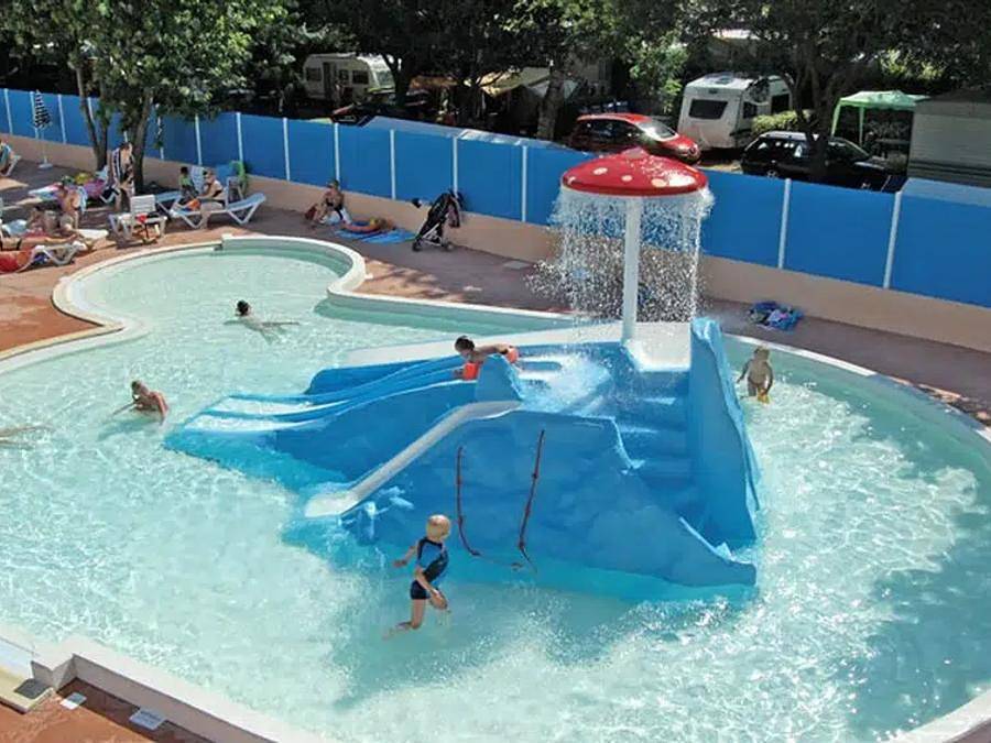 Camping Paradis du Viaduc - Safarizelt 4 personen - Coco sweet 2 Zimmer 4 Personen in Millau, Parc naturel régional des Grands Causses