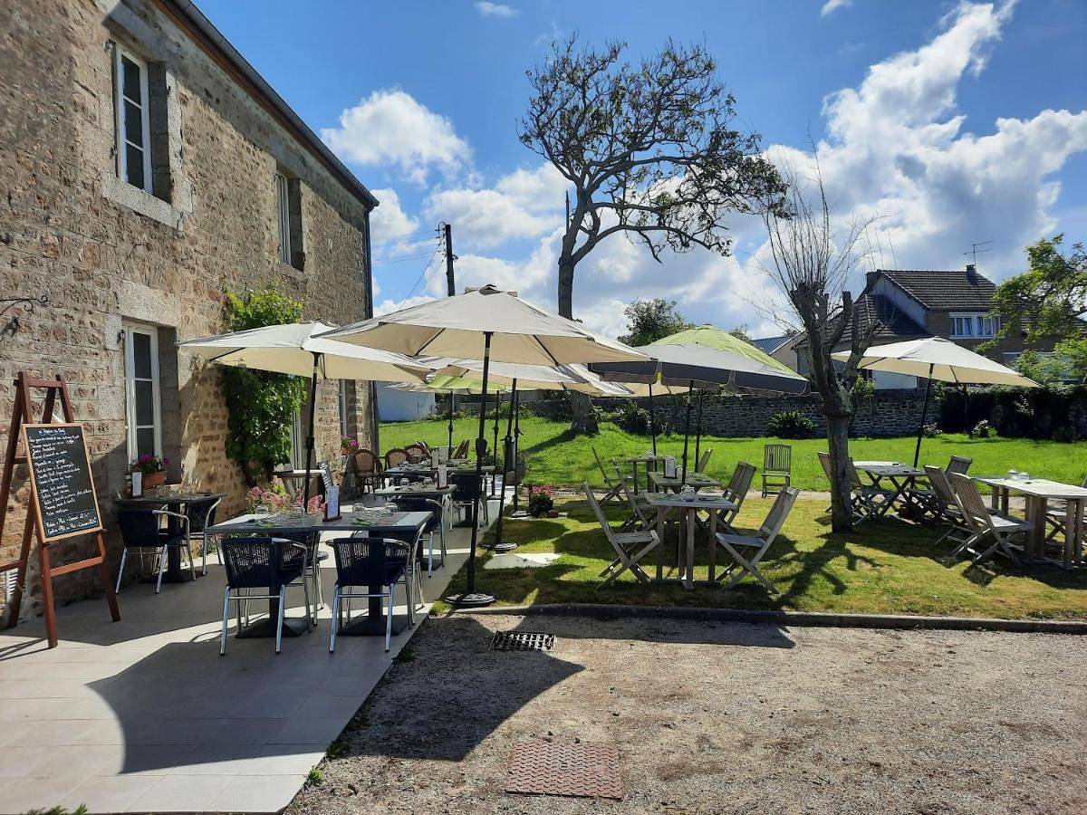Auberge de Carolles in Carolles, Côte de la Déroute