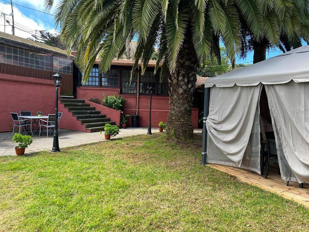 Alquiler de vacaciones "Casa Rural La Ceiba" con vistas a la montaña, piscina y Wi-Fi in Lomo Pelado, El Rosario