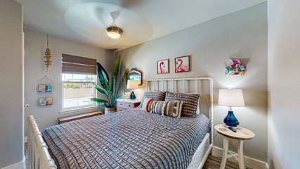 Vacation Home for 12 Guests in Port Aransas, Mustang Island, Picture 2