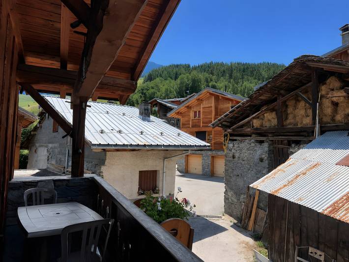 Entire apartment, Apartment "L'edelweiss" with Mountain View, Private Terrace & Wi-Fi in Bellentre, La Plagne-Tarentaise